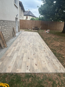 Photo de galerie - Voici une terrasse que nous avions faite 