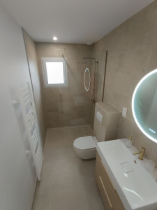 Photo de galerie - Sanitaire salle d'eau