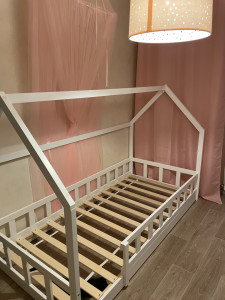 Photo de galerie - Montage d’un lit cabane