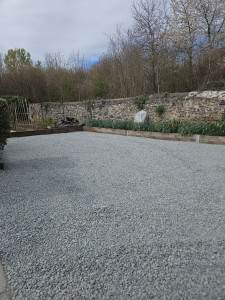 Photo de galerie - Terrassement plus pose gravier 