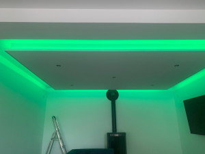Photo de galerie - Ilot Plafonnier avec bandeau LED rgb