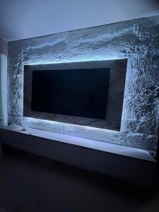 Photo de galerie - Décoration et installation télé et meuble télé (déco 3d + lumière)