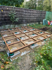 Photo de galerie - Fabrication de la structure pour un abri de jardin 