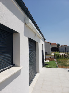 Photo de galerie - Pose  store banne motorisé avec led