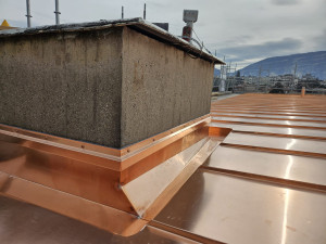 Photo de galerie - Garniture encaissé sur placage cuivre