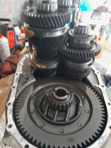 Photo de galerie - Démontage de boite de vitesse hs