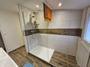 Photo de galerie - Douche, robineterie