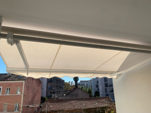 Photo de galerie - Pose toile de store banne 