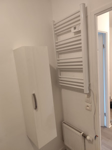 Photo de galerie - Montage et pose de meubles SDB, et un sèche serviette 