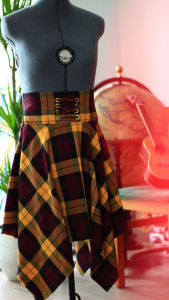 Photo de galerie - Couture Jupe Mouchoir