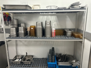 Photo de galerie - Vaisselle/plonge et rangement d’un de nos partenaires 