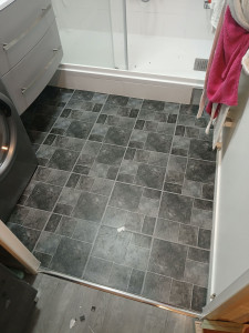 Photo de galerie - Pose dalle de parquet et carrelage 