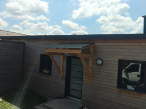 Photo de galerie - Auvent d'entrée 