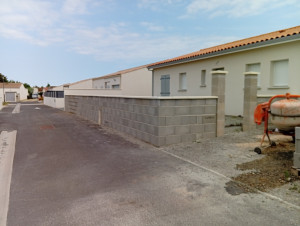 Photo de galerie - Constructiont d'une murette avec pilier