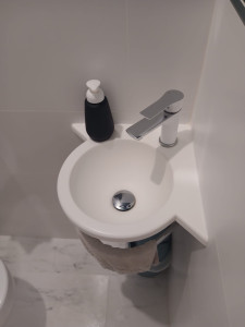 Photo de galerie - Menage salle du bain