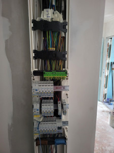 Photo de galerie - Pose de nouveau tableau electrique (logement neuf)