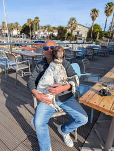 Photo de galerie - 
Garde de chiens
je propose de garder vos chiens, a la semaine ou au mois , entre cannes et nice.
j'ai déjà un chien sociable, idéal pour tenir compagnie au vôtre.
balades, attention et cadre familial garantis
N'hésitez pas à me contacter !