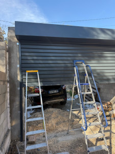 Photo de galerie - Installation rideau métallique 