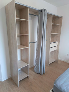 Photo de galerie - Dressing en kit






Dressing en kit

