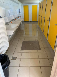 Photo de galerie - Préparation - nettoyage de salle