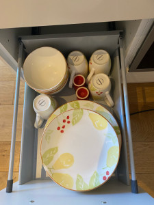 Photo de galerie - Rangement des tiroirs, meuble et nettoyage dans un gîte