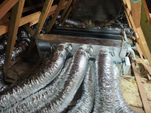 Photo de galerie - Gainable Mitsubishi soufflages 7 sorties airzone.