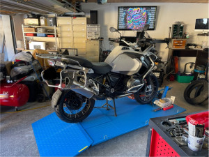 Photo de galerie - Changement pneus BMW 1200 GS Adventure