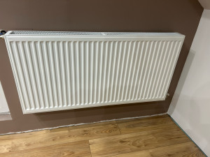 Photo de galerie - Installation de 4 radiateurs + 1 sèche serviette