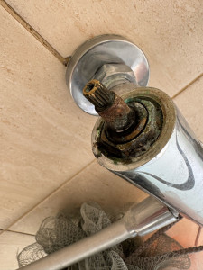 Photo de galerie - Changement joint de cartouche, robinet thermostatique