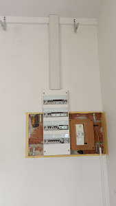 Photo de galerie - Mise en place un nouveau tableau électrique et en conformité C-15-100