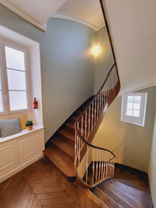 Photo de galerie - Peinture d'une cage d'escalier