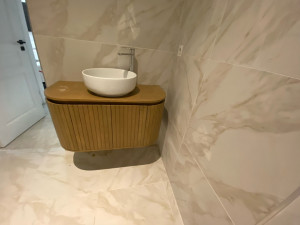 Photo de galerie - Installation lavabo meuble suspendu 