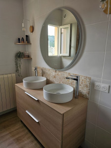 Photo de galerie - Pose meuble avec vasque et miroir 