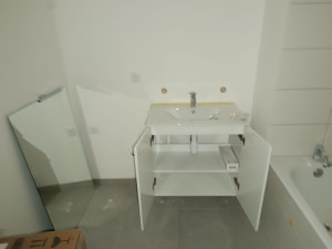 Photo de galerie - Installation meuble vasque 