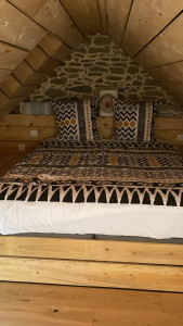 Photo de galerie - Réfection de lits dans un gîte 