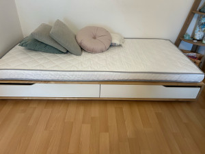 Photo de galerie - Montage d’un lit avec tiroir 