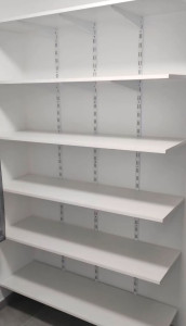Photo de galerie - Pose d'étagères