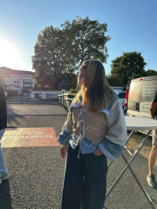 Photo de galerie - Création d’une veste en matières recycler 
