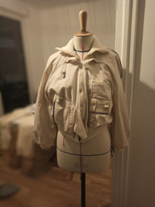 Photo de galerie - Couturière