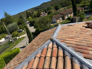 Photo de galerie - Réfection d’un faîtage