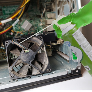 Photo de galerie - Matériels professionnels pour le nettoyage d’ordinateurs