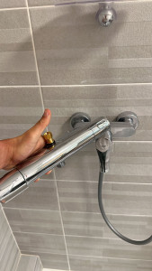 Photo de galerie - Changement de metigeur de douche avec colonne 