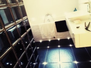 Photo de galerie - Rénovation salle de bains suite 