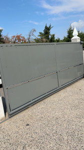 Photo de galerie - Nouvelle couleur à ce jolie portail. 