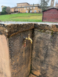 Photo de galerie - Reprise des tuyauteries en cuivre et remplacement du robinet extérieur.
