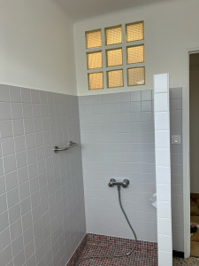 Photo de galerie - Peinture, spécial pour carrelage