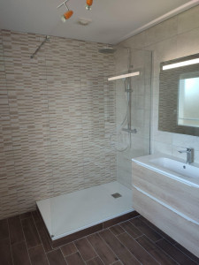 Photo de galerie - Rénovation complète d’une salle de bain 