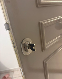 Photo de galerie - Remplacement de serrure 