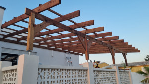 Photo de galerie - Ossature de pergola