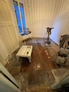 Photo de galerie - Ponceuse à parquet